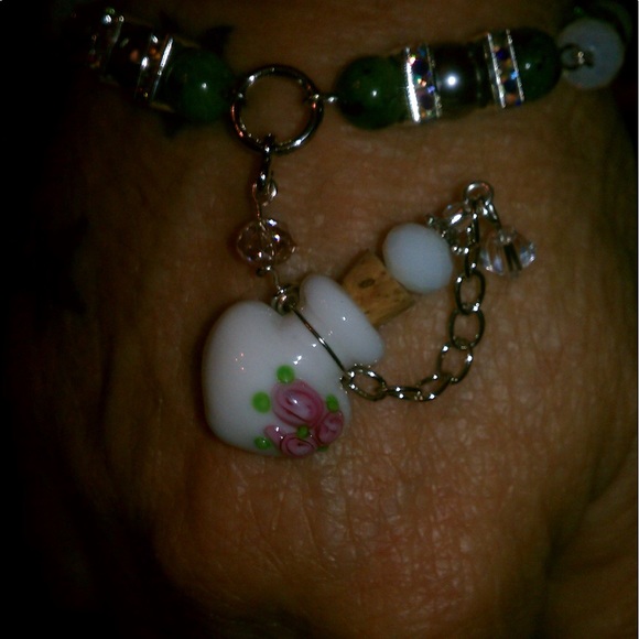 Bitty Bottle bracelet - Picture 2 of 3